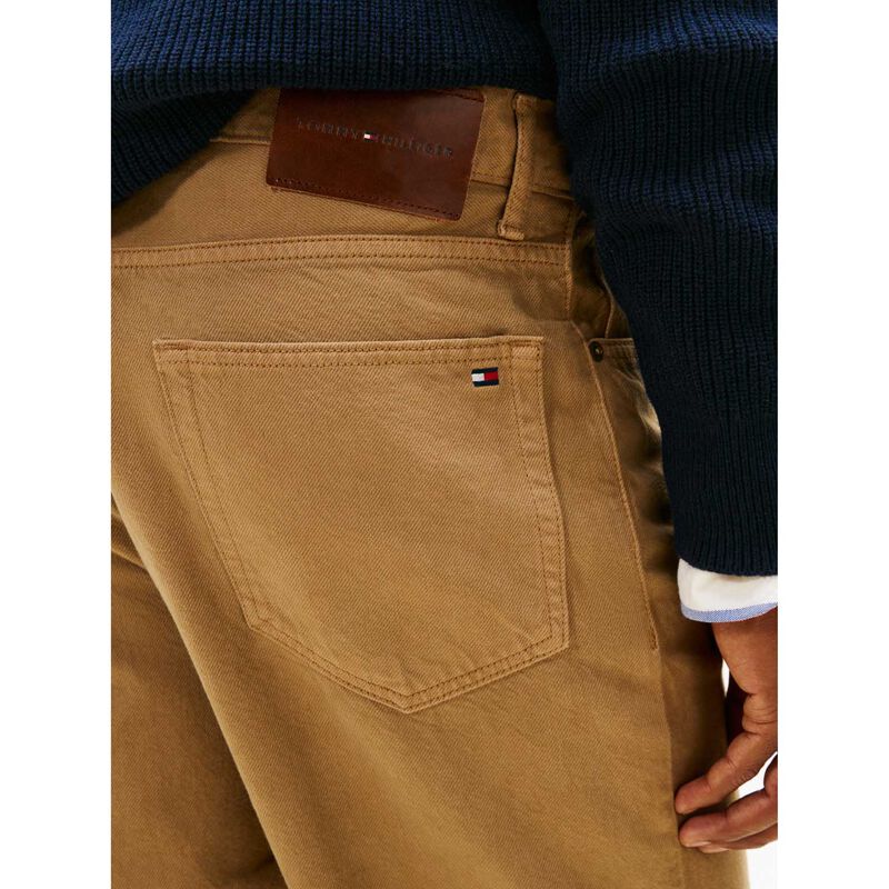 Tommy Hilfiger Relaxed River Jean image number 2